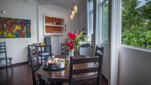 Апартаменты Sophie House Хиккадува Экстерьер фото
