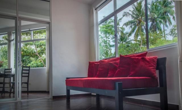 Апартаменты Sophie House Хиккадува Экстерьер фото