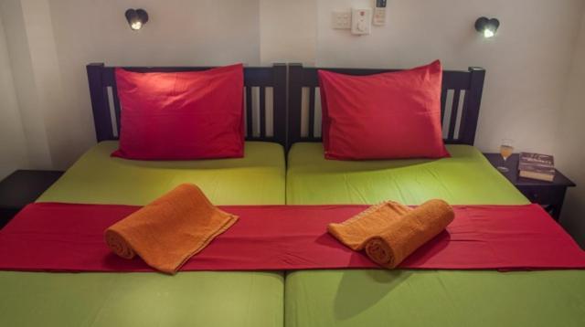 Апартаменты Sophie House Хиккадува Экстерьер фото