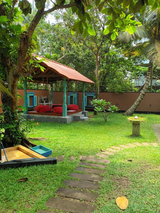 Апартаменты Sophie House Хиккадува Экстерьер фото